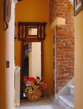 Alojamento de Acomodação e Pequeno-almoço Vecchia 3*