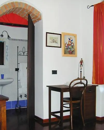 Panzió Vecchia Sarzana